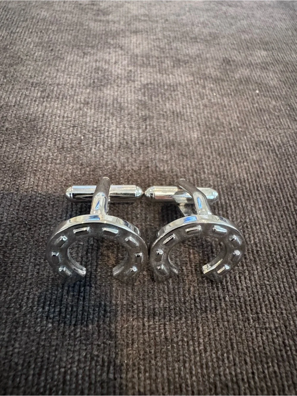 Men's Silver Horseshoe Cufflinks - Polished Metal Finish